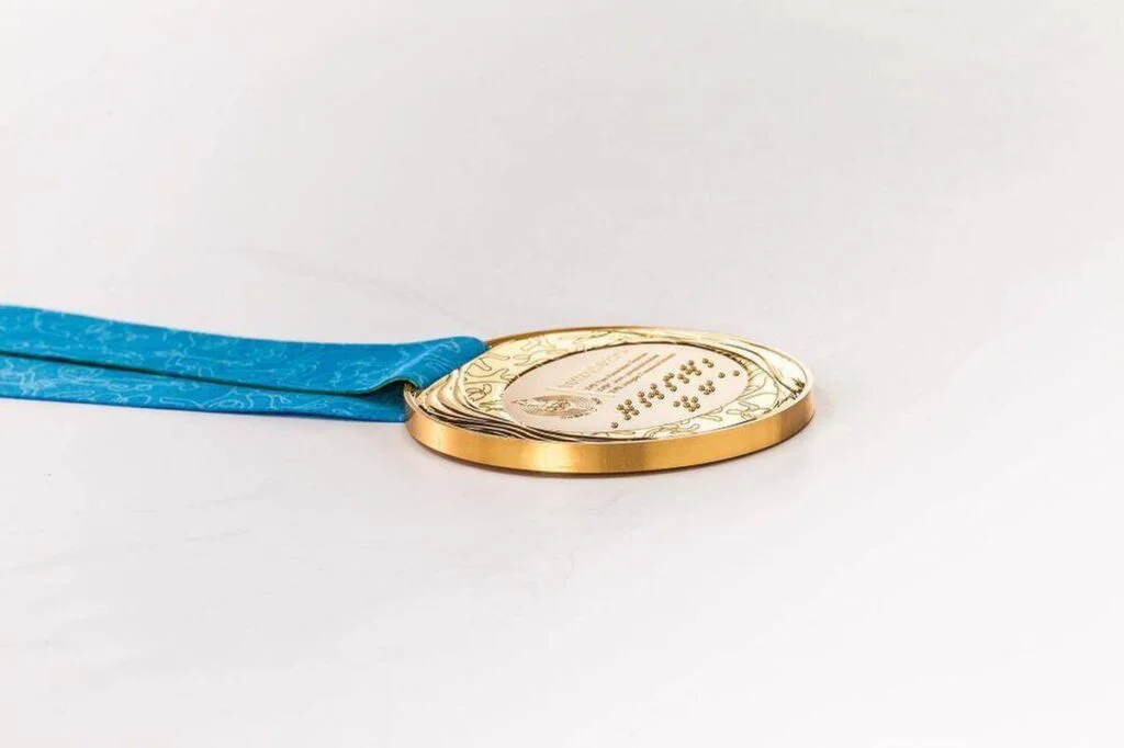 braille medals